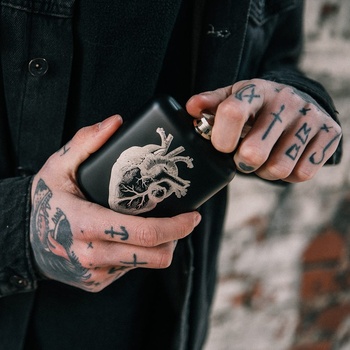 Iron & Glory Манерка за Алкохол - For Medical Purposes