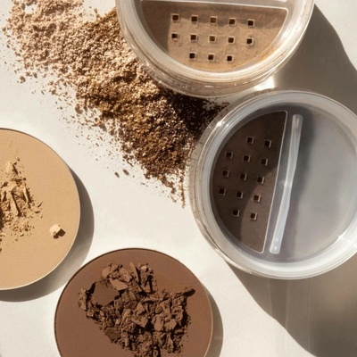 Alima Pure Přírodní sypký minerální matující pudrový make-up Beige 2 4,5 g