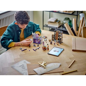 Image 1 of LEGO® Harry Potter™ - Ollivanders & Madam Malkin's Robes (76439)