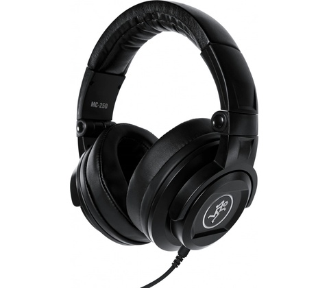 Mackie MC-250