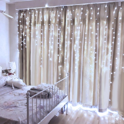 Svetelný záves 100LED 2,2m denná biela 8-programov 58902C