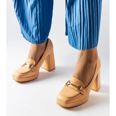 Gemre Beige pumps on a geometric heel Blaiss světle krémová