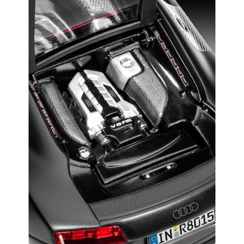 Revell Audi R8 1:24 (07057)