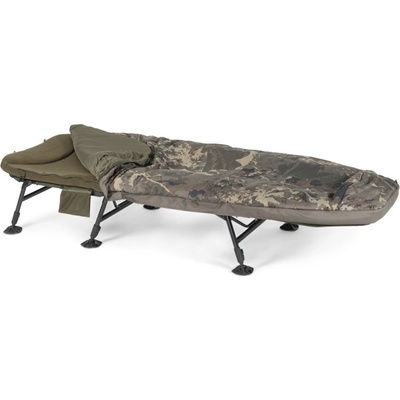 Nash so spacákom Indulgence HD40 Sleep System 6 Legs Camo