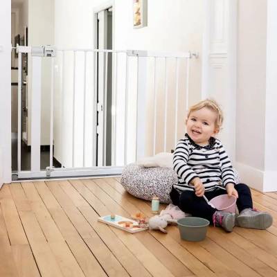 Универсална метална преграда за врата - safety 1st