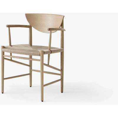 &Tradition Drawn HM4 oak