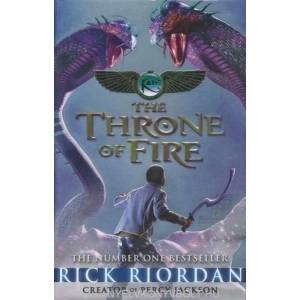 The Throne of Fire (The Kane Chronicles Book 2) | Rick Riordan (ISBN: 9780141335674)