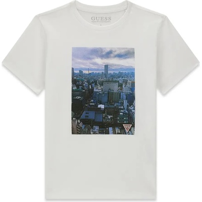 GUESS Бяла тениска за момче с цветна снимка отпред и лого Guess