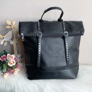 Image 1 of Дамска Черна раница Модел-2110