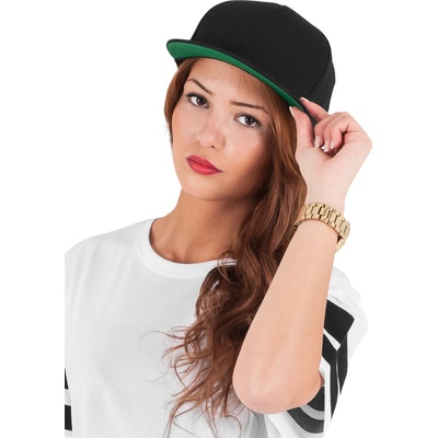 Urban Classics Шапка с козирка в черно Classic 5 Panel Snapback UB-6007-00007 - Черен, размер one size