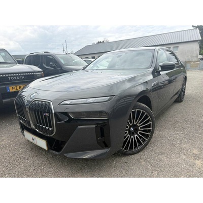 BMW M760e xDrive 420 kW