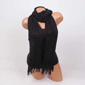 Image 1 of Дамски плетен шал в черно с ресни