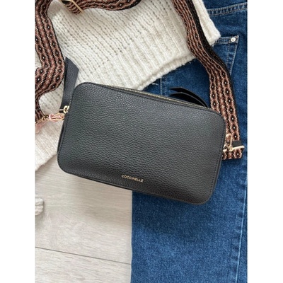 Coccinelle crossbody small černá