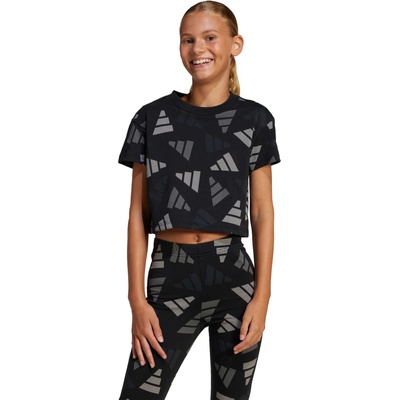 Adidas Тениска Seasonal Essentials Logo Celebration Crop