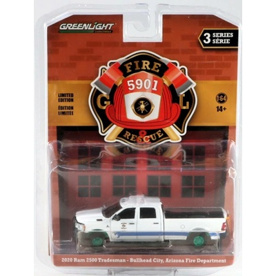 GreenLight Dodge Ram 2500 Tradesman Pick-up Hasičský 2020 se zelenými koly 1:64