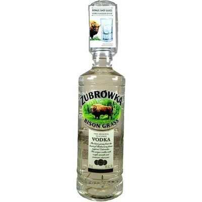 Zubrowka Biala a panák 37,5% 0,7 l (holá láhev)