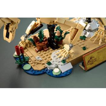 Image 1 of LEGO® Jurassic World - Dinosaur Fossils: Triceratops (77985)