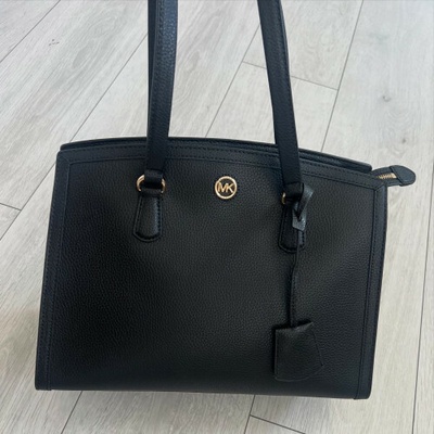 Michael Kors kabelka z kolekcie Chantal čierna