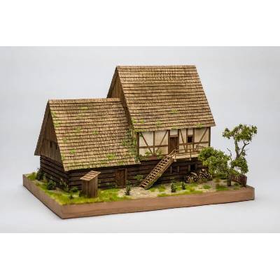 MDS - Modelové domečky Špalek Dom richtára zo Skalice KCD 1:72