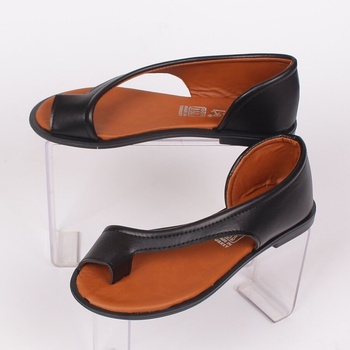 Image 1 of Ежедневни кожени сандали в черен цвят