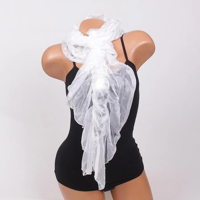 Нежен шал в бяло с набран ефект