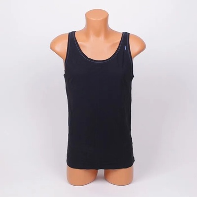 Мъжки потник в черен цвят - изчистен дизайн