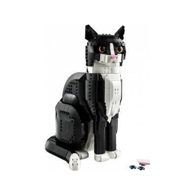 LEGO® Ideas 21349 Black and white cat