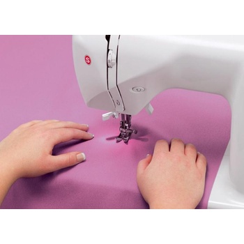 Image 1 of Singer 6699 Starlet