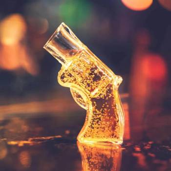 Image 1 of Стъклена чашка за шот - револвер (89191)