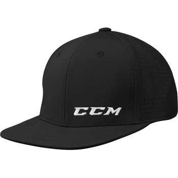 CCM Small Logo Flat Brim Cap SR červená