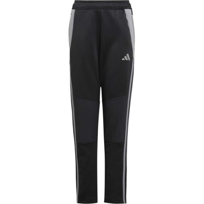 adidas Performance čierna s nášivkou IM9975