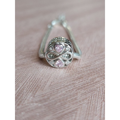 Сребърна гривна с талисман безкрайност