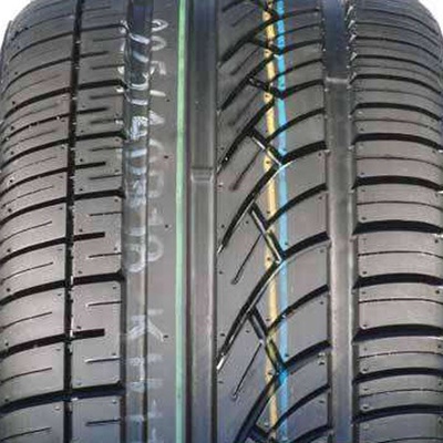 Kumho 821 155/60 R15 74T