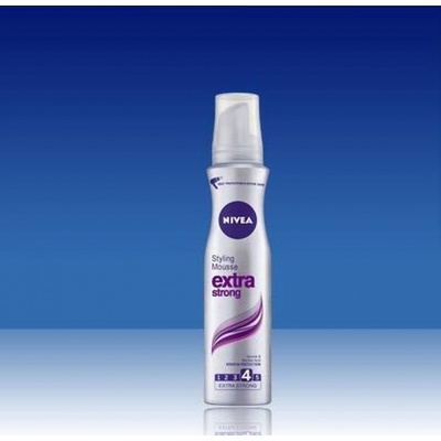 Nivea Extra Strong pěnové tužidlo extra silně tužící 150 ml