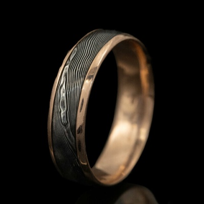Kasiopea red dřevo Zlatý snubní prsten a damasteel CR6550