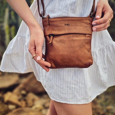 Noelia Bolger crossbody NB2090 Koňaková