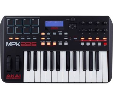 Akai MPK 225