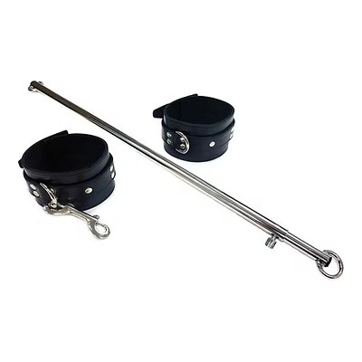 ostatní ROUGE Adjustable Leg Spreader Bar with Leather Cuffs (24-38") black