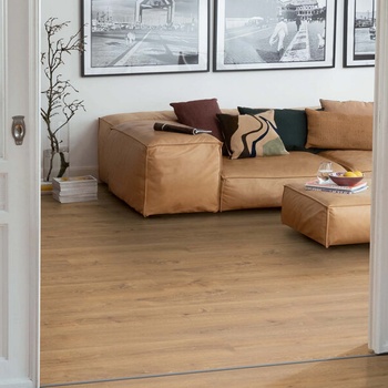 Egger Ламиниран паркет EGGER NatureSense EL2935 Large Natural Waltham Oak 8mm- AC4/32 (EL2935)