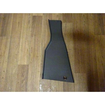 panel sloupku C spodní levý VW Amarok 2H0 (lift) 2H7867287 82V
