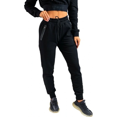 GymBeam Strix Women‘s Essential Joggers Black