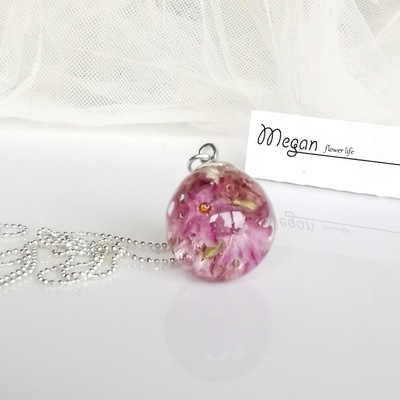 Meganflo Медальон сфера - Момини устни