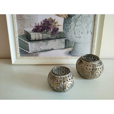 Chic Antique Zlatý kovový svícen s patinou na čajovou svíčku Rozměry (výška x průměr): 7 x 10 cm