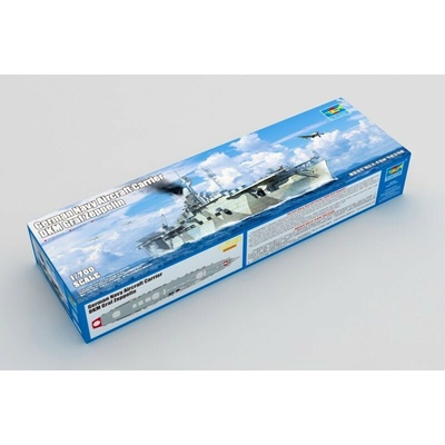 Trumpeter Graf Zeppelin 1:700