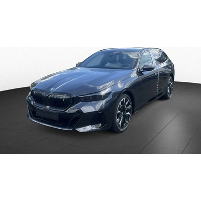 BMW i5 Touring xDrive40 M Sport Pro 290 kW