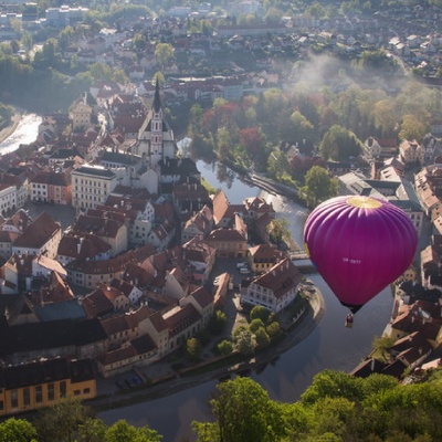 Let balónem nad Českým Krumlovem