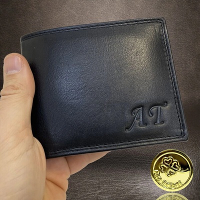 Vlastní MONOGRAM na peněžence černá kožená peněženka s monogramem osobní styl
