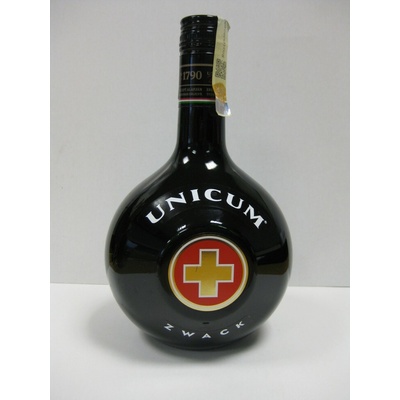 Zwack Unicum 40% 1 l (holá láhev)