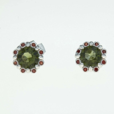 My Moldavite Náušnice s vltavínem – české granáty, broušený vltavín, kytičky, 2125-2
