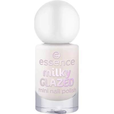 essence Mini lak na nechty (Mini Nail Polish) 5 ml 21 Milky Glazed